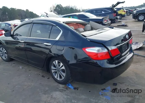 2015 Honda Accord Lx z USA, uszkodzony, nr VIN 1HGCR2F3XFA144949